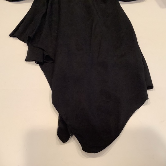 Alice Olivia Geena Dress Size 4 Black Asymmetrical V-Neck Short Sleeves - Picture 10 of 16